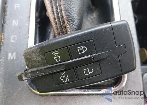 2010 Lincoln Mks Ecoboost z USA, uszkodzony, nr VIN 1LNHL9FT8AG614055